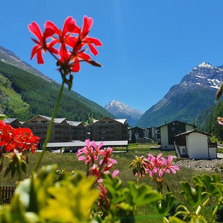 Apartamento Haus Artemis Saas-Grund Exterior foto