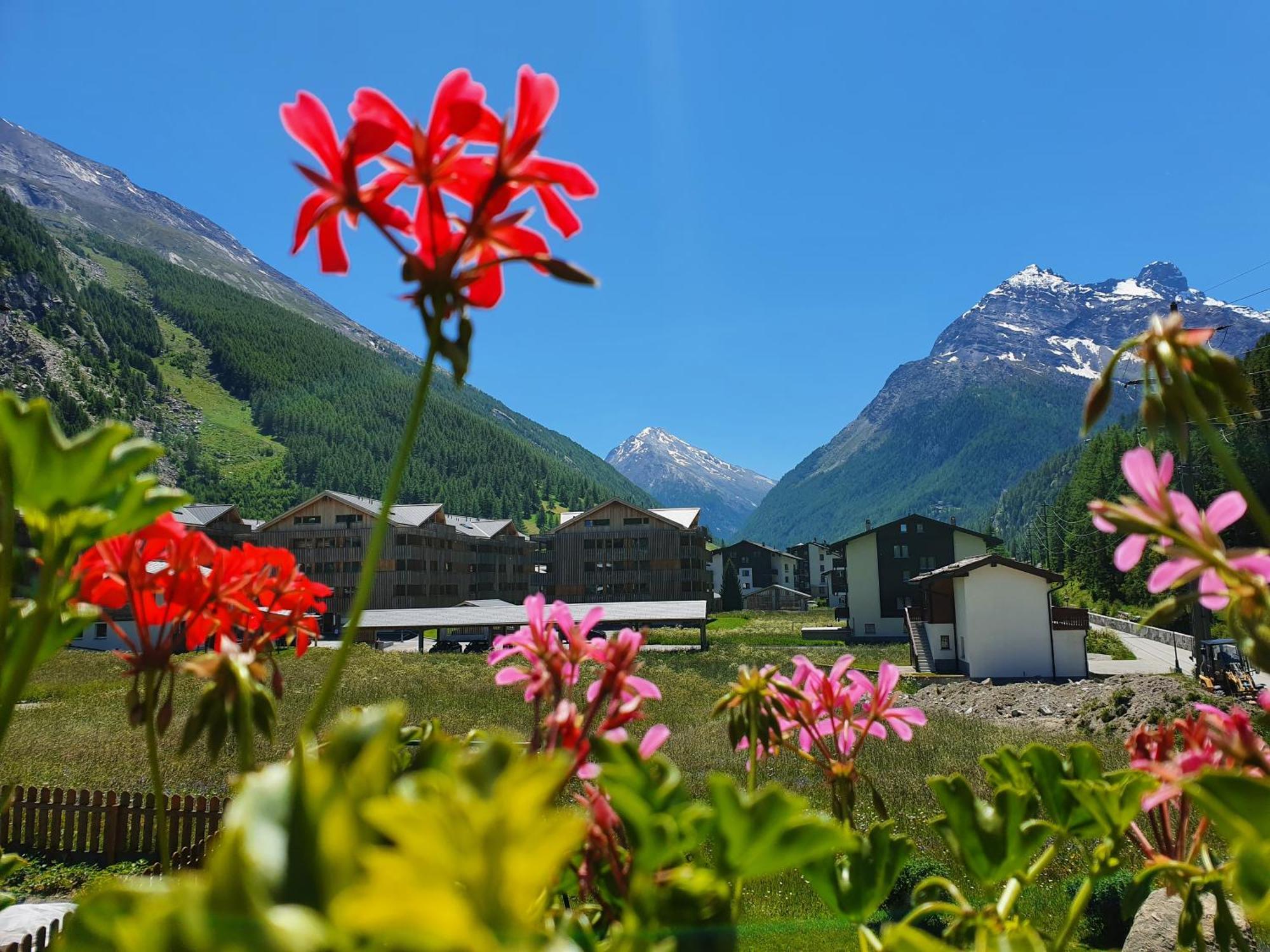 Apartamento Haus Artemis Saas-Grund Exterior foto